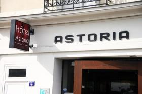 Hôtel Astoria - photo 8