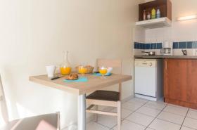Comfort Aparthotel Nantes La Beaujoire - photo 21