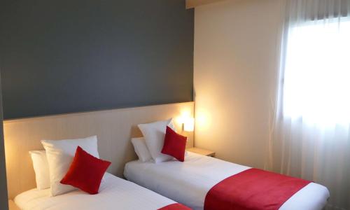 Sure Hotel by Best Western Nantes Beaujoire - photo 2