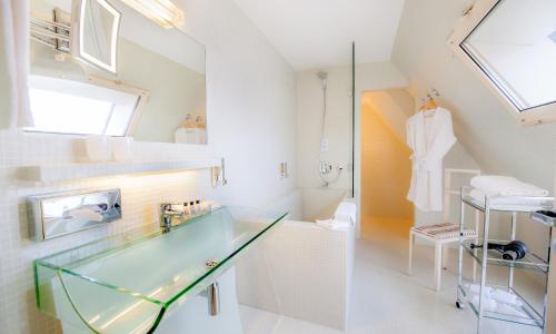 Hôtel La Pérouse - photo 2