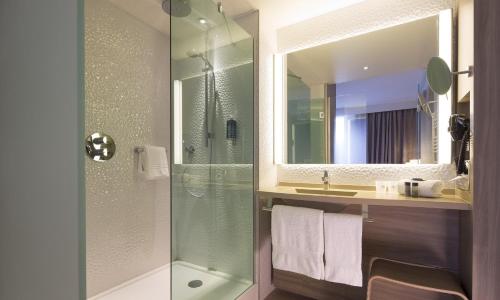 Oceania l'Hôtel de France Nantes - photo 2