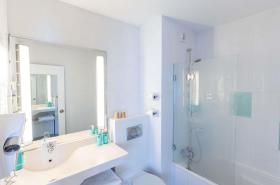 Novotel Nantes Centre Bord de Loire - photo 8