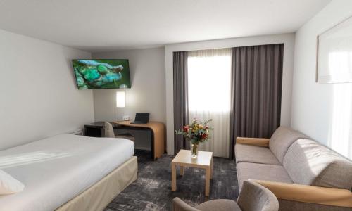 Novotel Nantes Centre Bord de Loire - photo 2