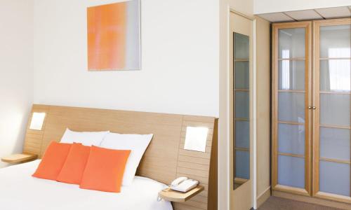 Novotel Nantes Centre Bord de Loire - photo 2