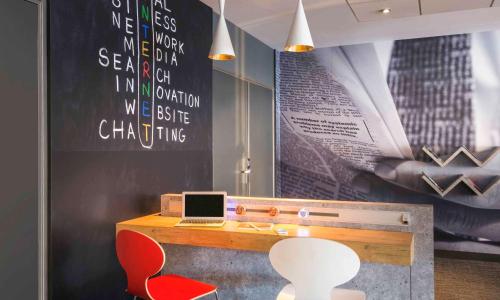 ibis Nantes Centre Gare Sud - photo 2