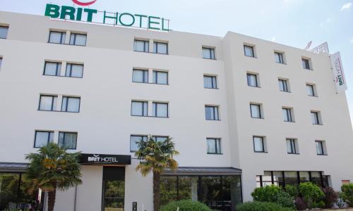 Brit Hotel Nantes La Beaujoire - photo 2