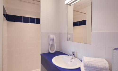 Hotel Le Petit Duquesne - photo 2