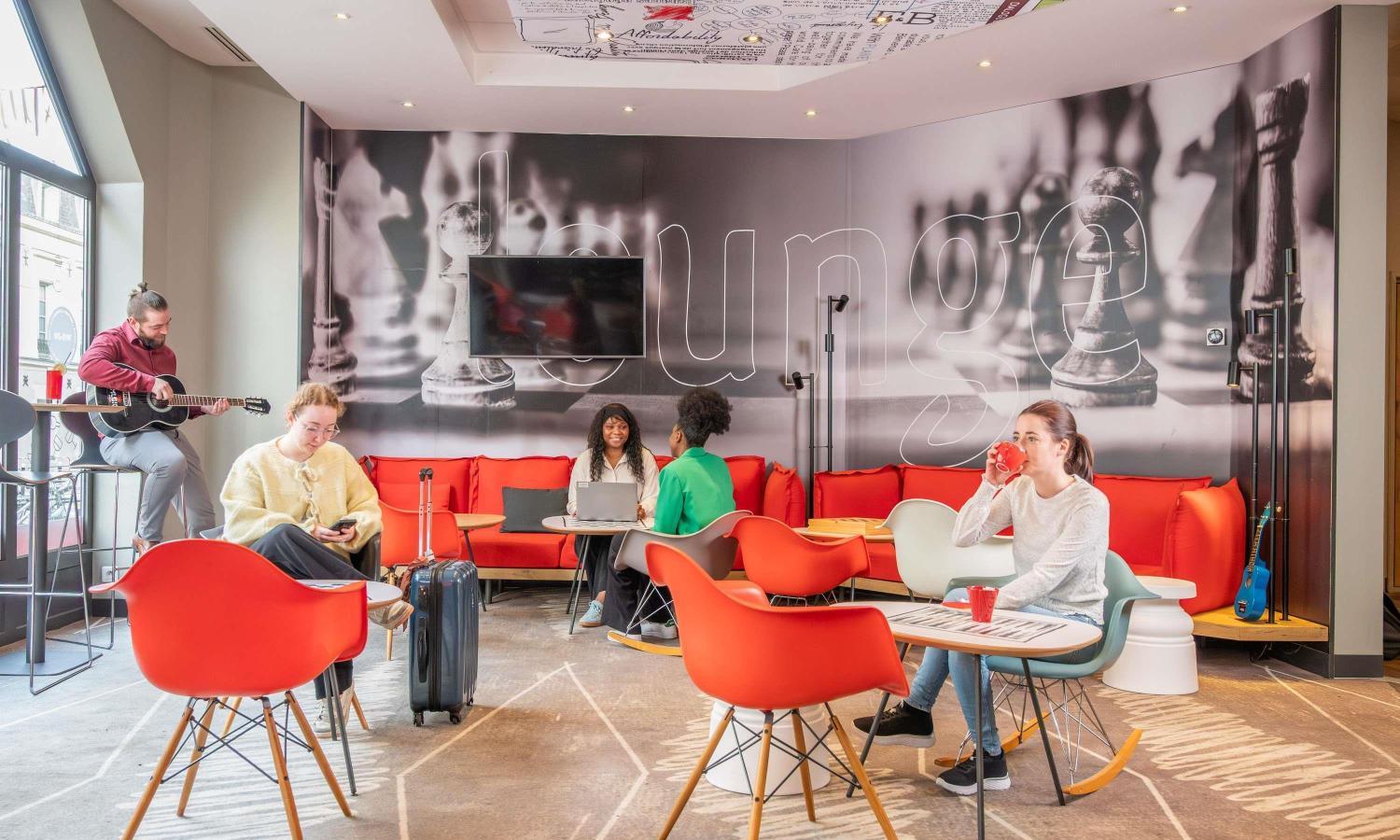 Photo ibis Nantes Centre Tour Bretagne