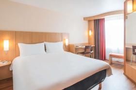 ibis Nantes Centre Tour Bretagne - photo 4