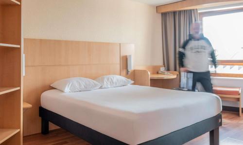 ibis Nantes Centre Tour Bretagne - photo 2