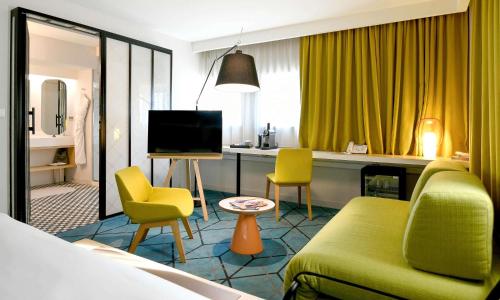 Mercure Nantes Centre Gare - photo 1