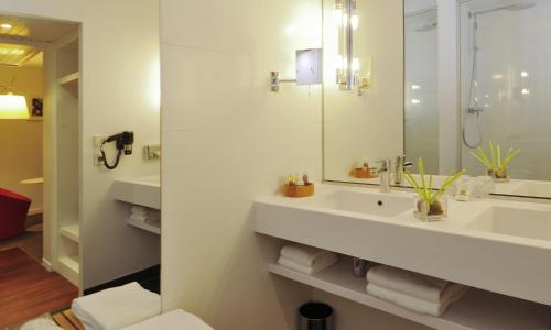 Mercure Nantes Centre Gare - photo 2